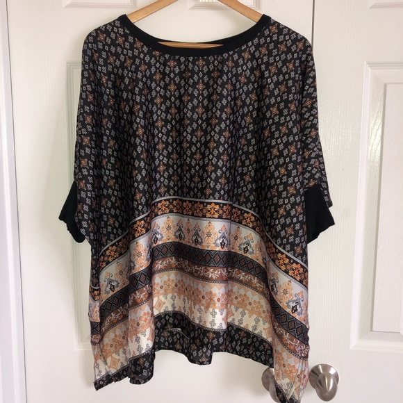 bobeau Tops - Bobeau batwing kimono style top